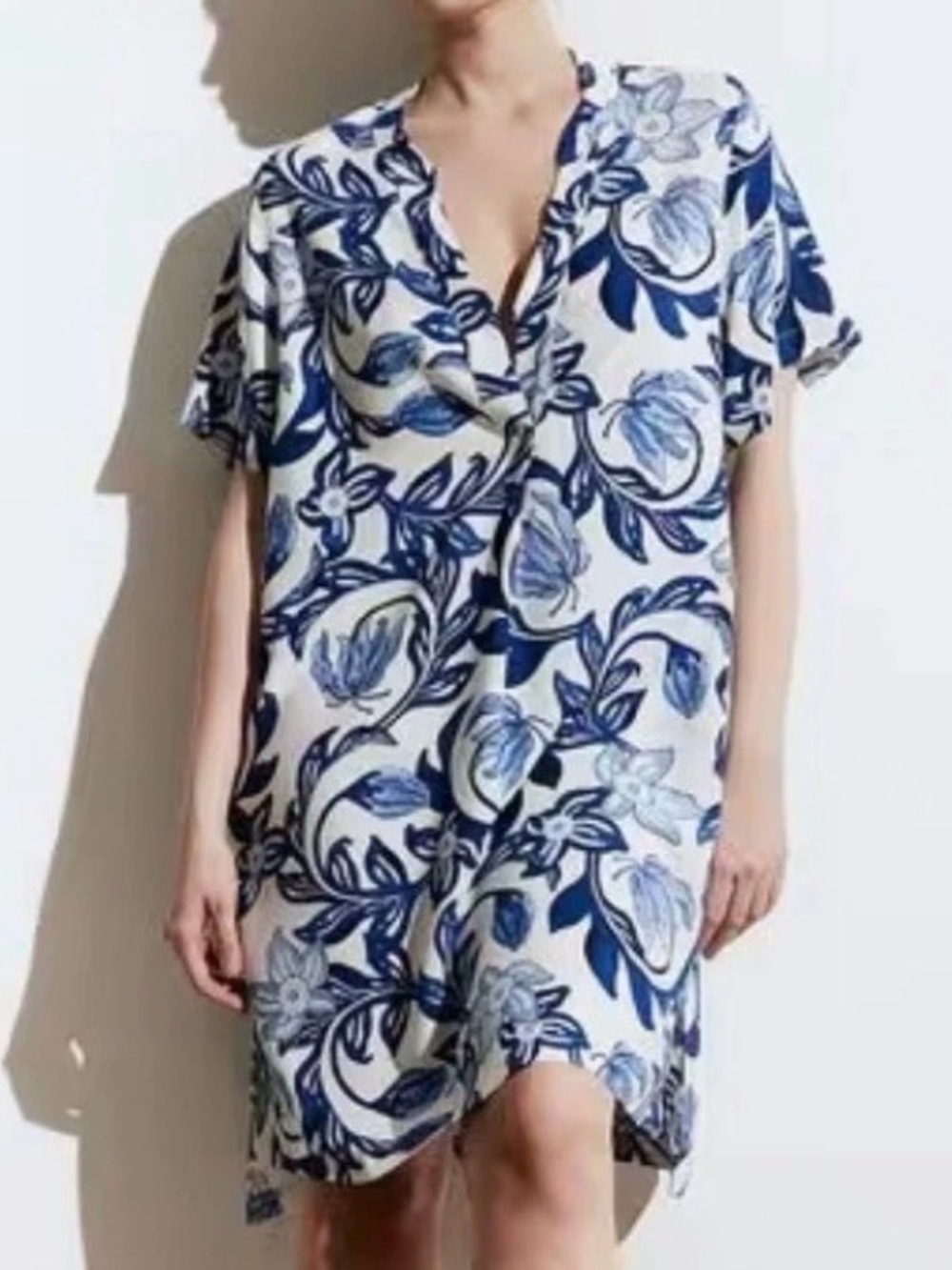 HM Blue White Floral Kaftan Dress Viscose Split Neck Short Sleeve Size XL